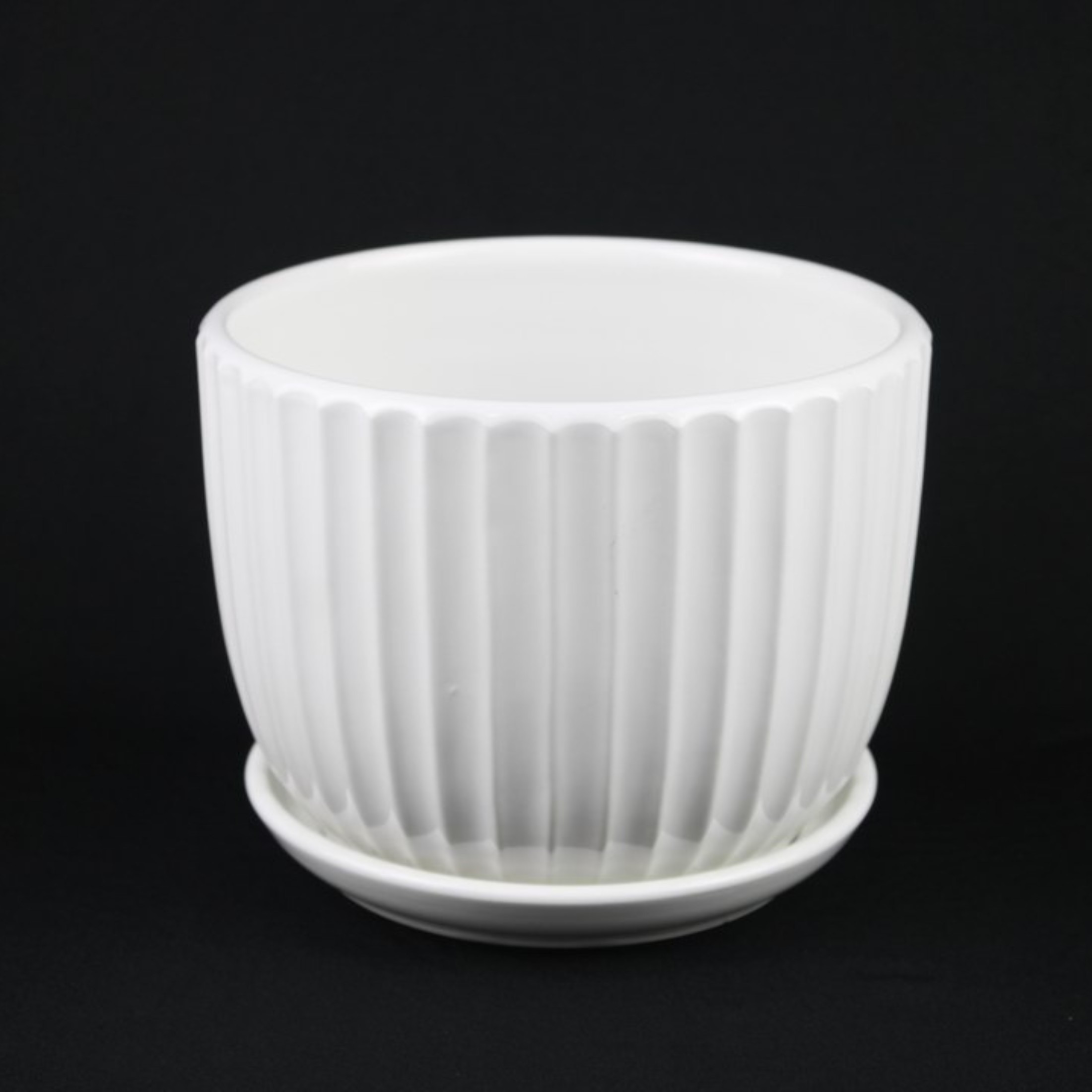 3-Piece White Ceramic Fluted Planter Pot Set