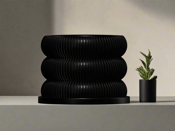 Ribbed Bubble Plant Pot With Drainage Saucer